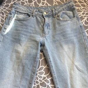 Low Rise Light Wash Blue Women's Jeans